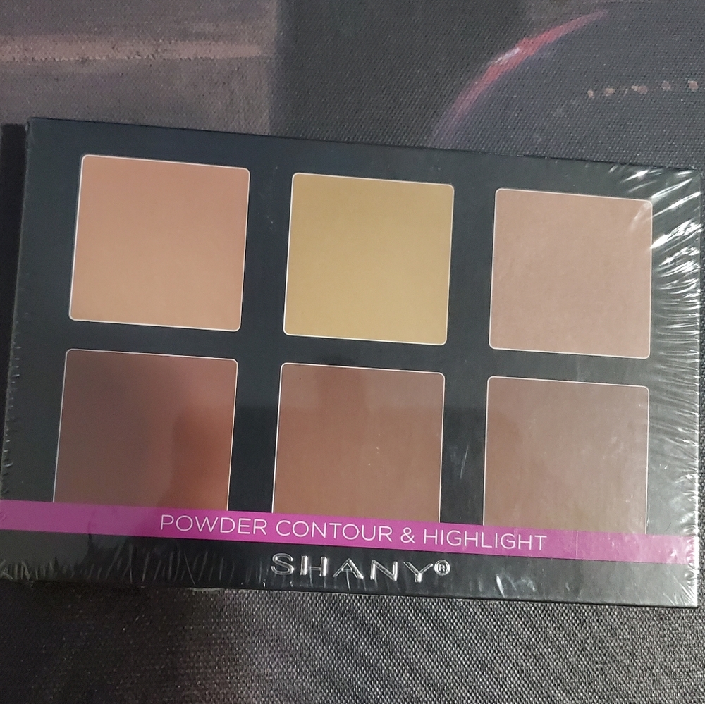 Makeup set - Picture 4 of 7